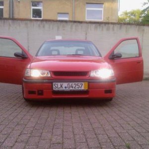 Angel Eyes, Vectra 2000 Schürze, Grill ohne Emblem, MHV von CSR, Wischerdüsen entfernt