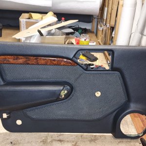 1. Tür Verkleidung Leder v. Sattler fertig Okt. 2020.JPG